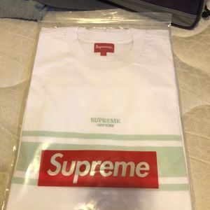 Supreme SS18 Stripe Tee sz Large Brand New